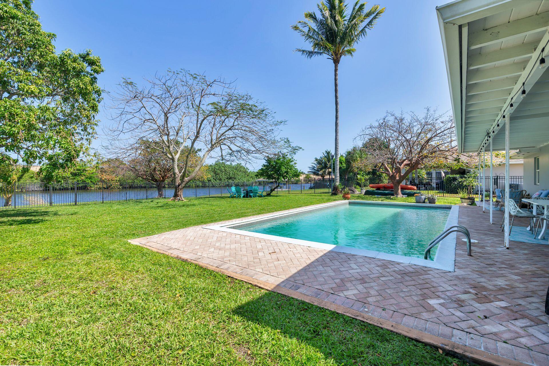 LAKE CLARKE MNR - Residential