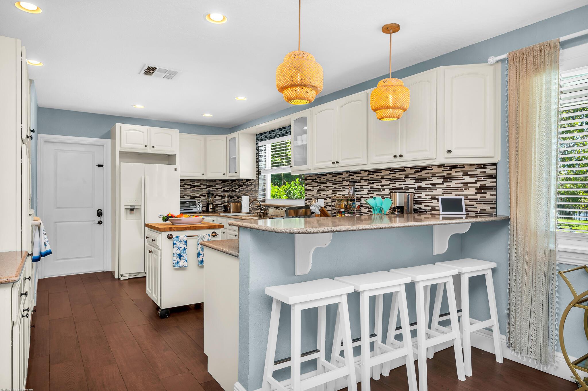 LAKE CLARKE MNR - Residential