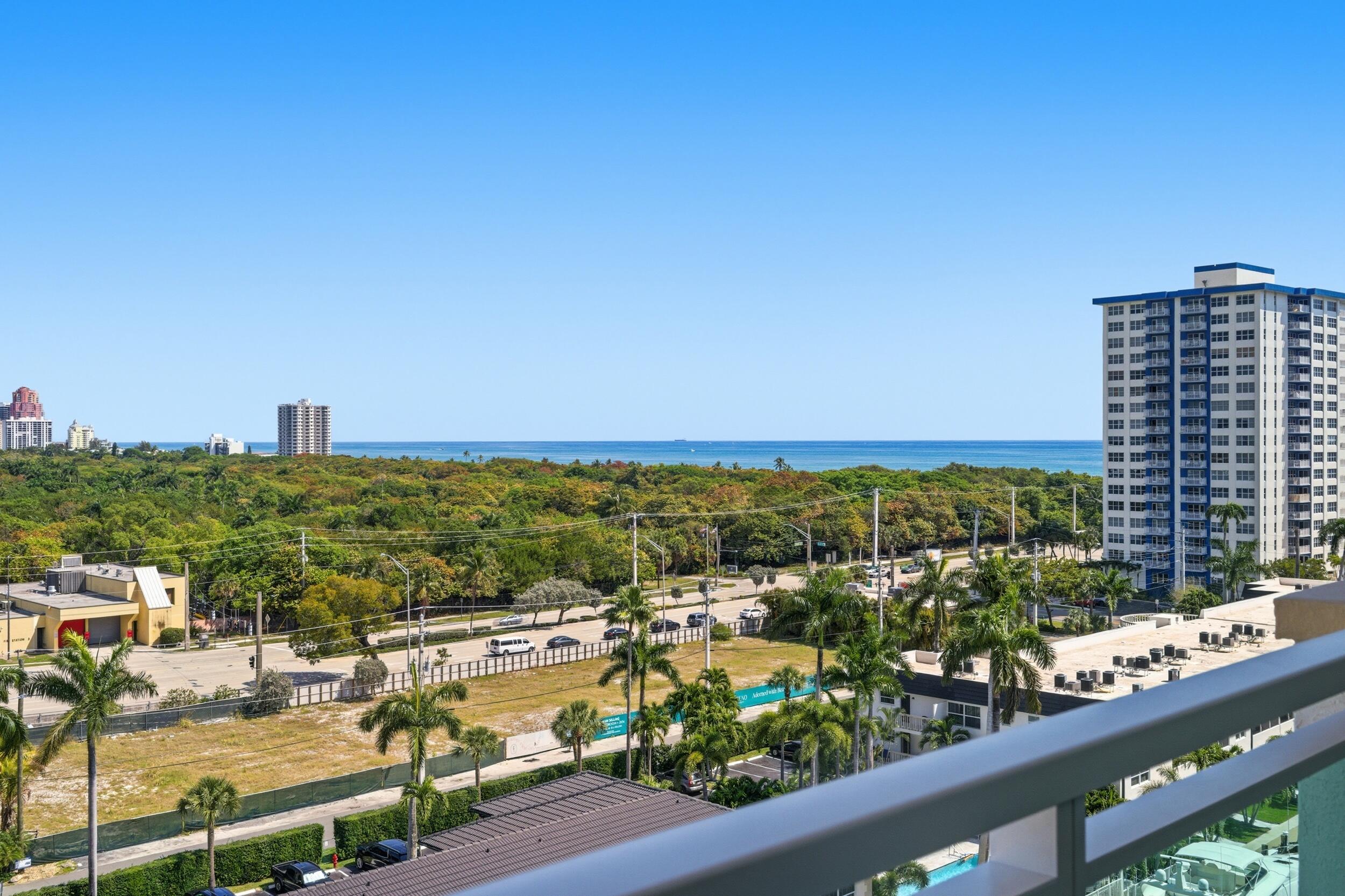 LE CLUB INTERNATIONAL CONDO - Residential