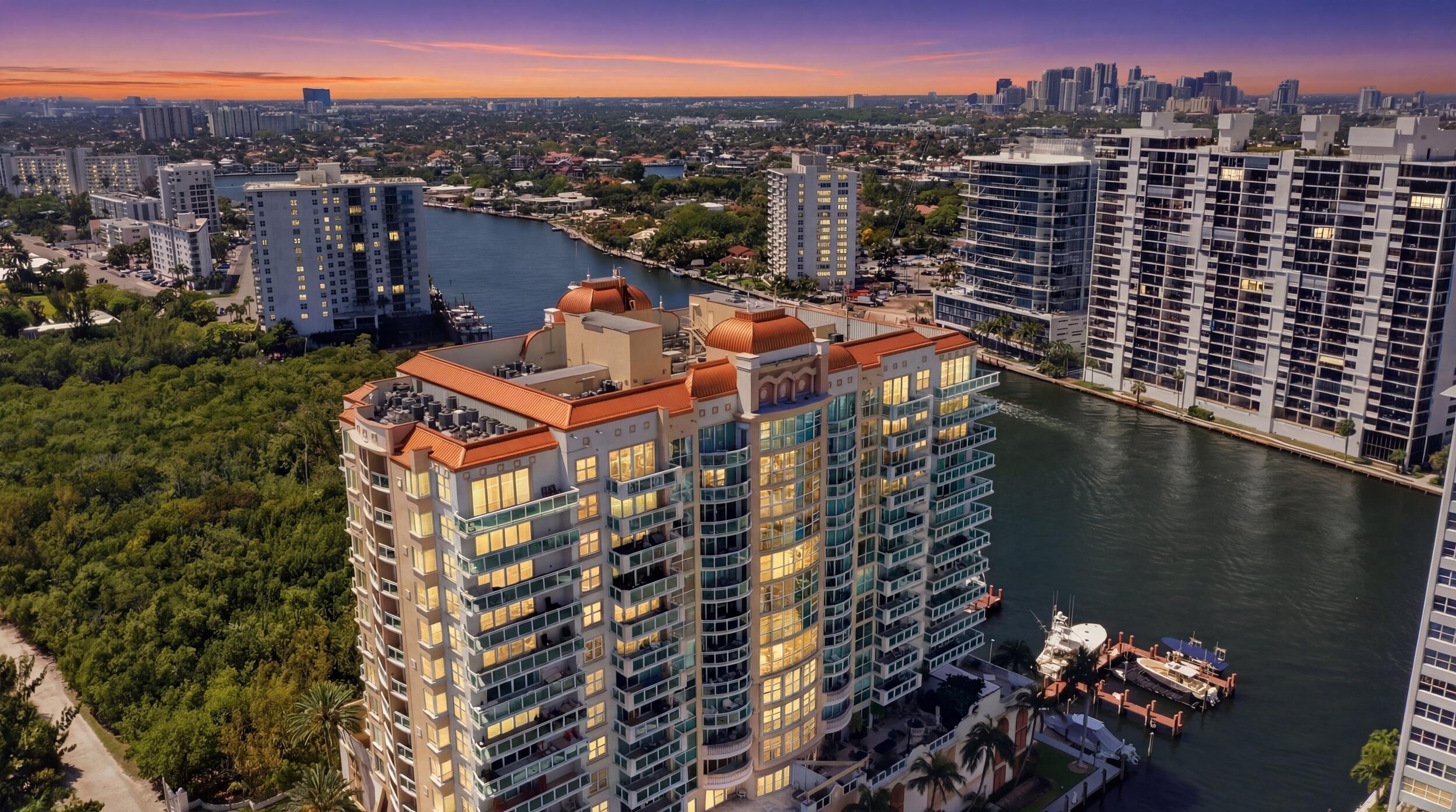 LE CLUB INTERNATIONAL CONDO - Residential