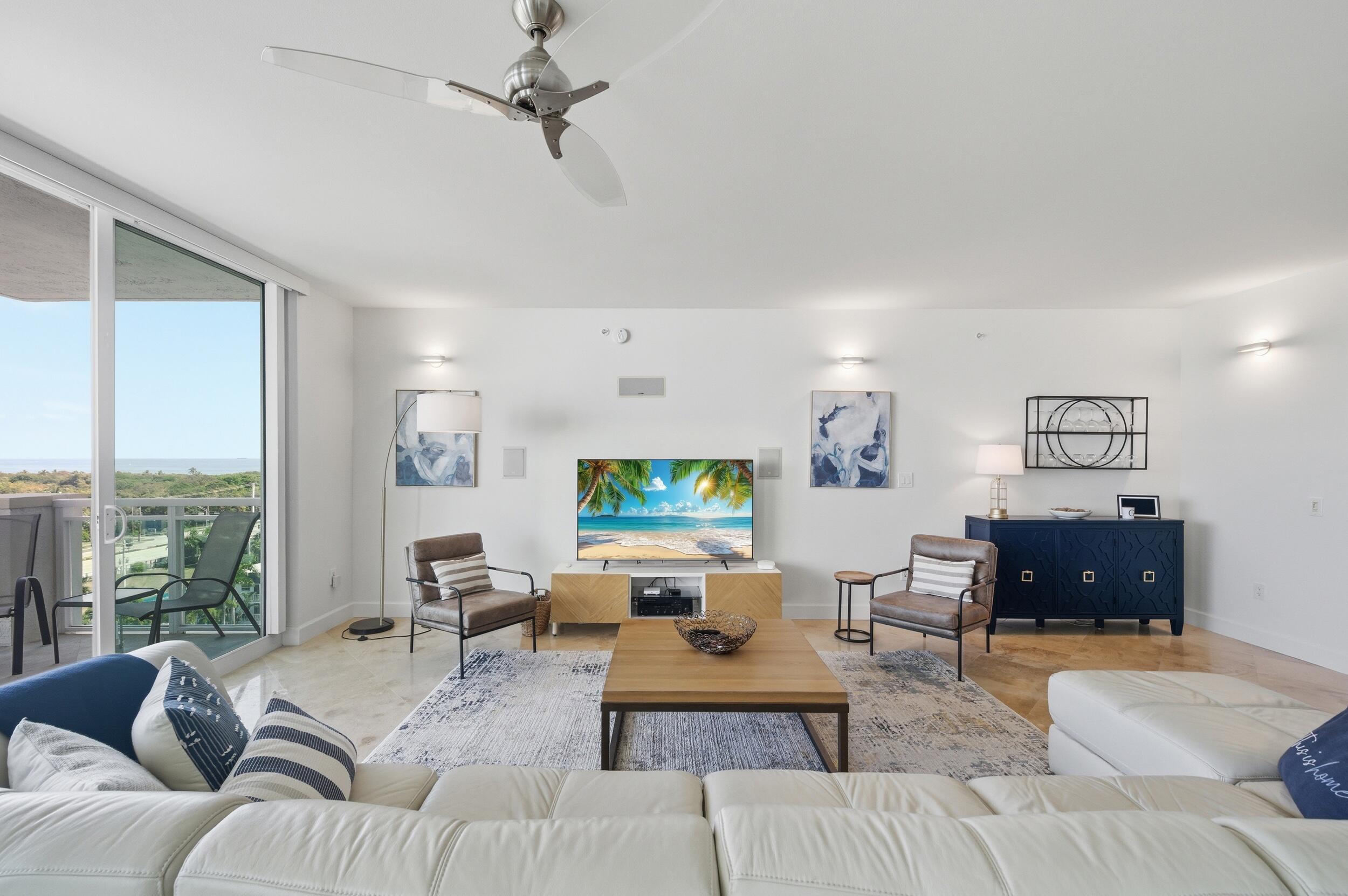 LE CLUB INTERNATIONAL CONDO - Residential