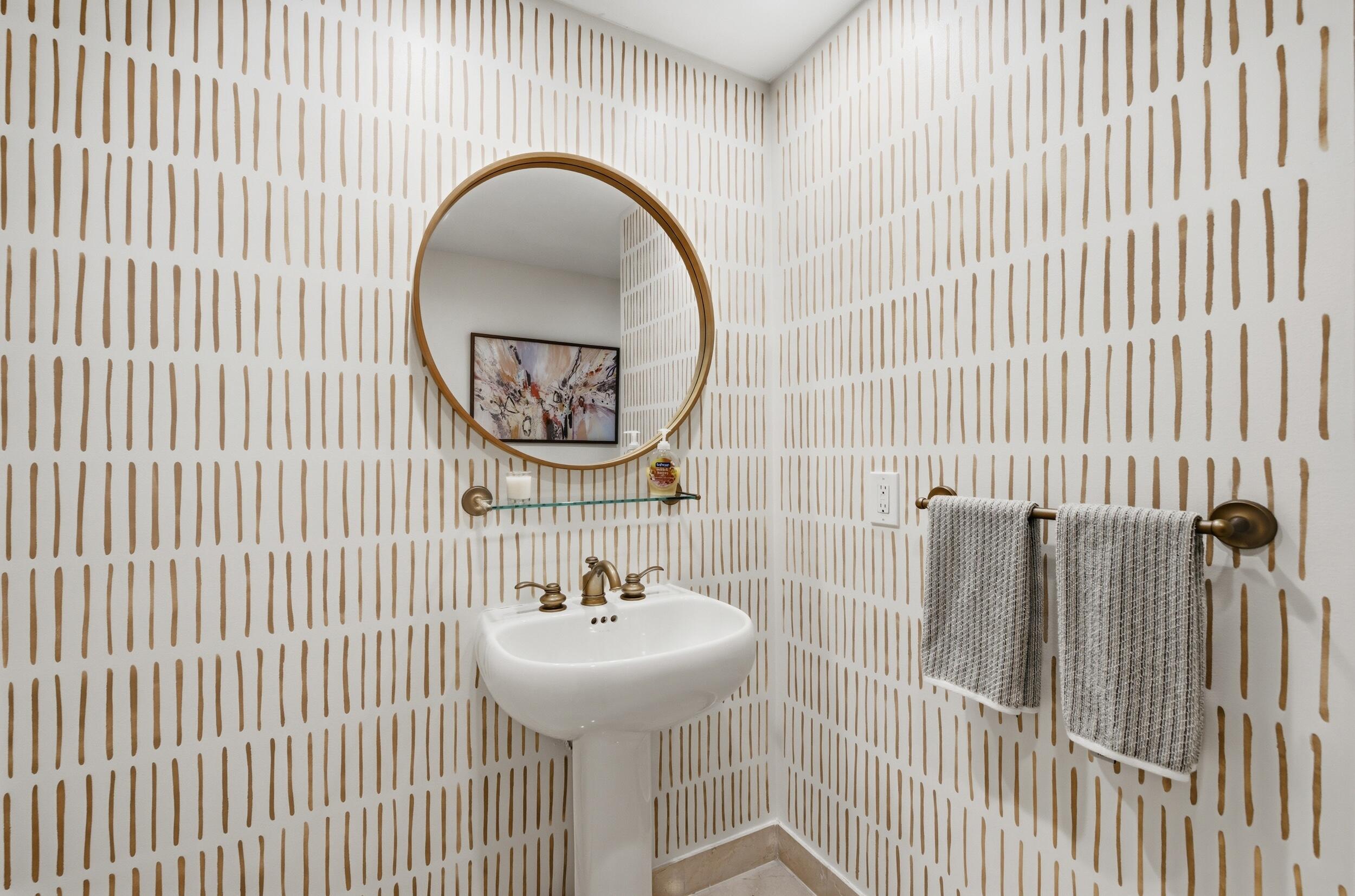 LE CLUB INTERNATIONAL CONDO - Residential