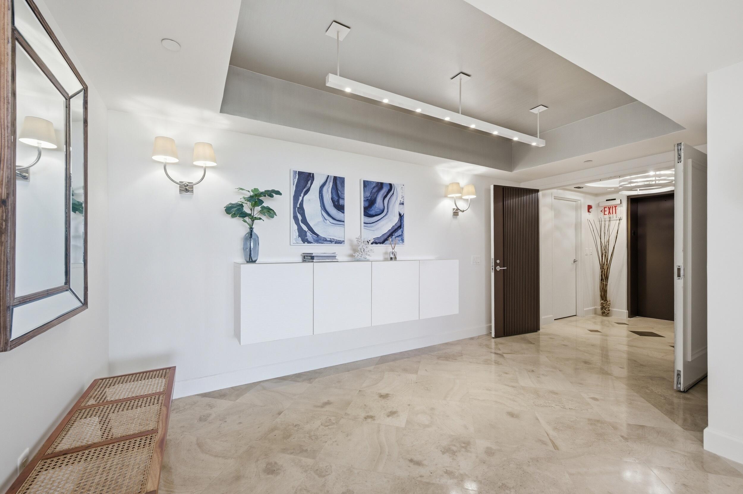 2845 NE 9th Street 906