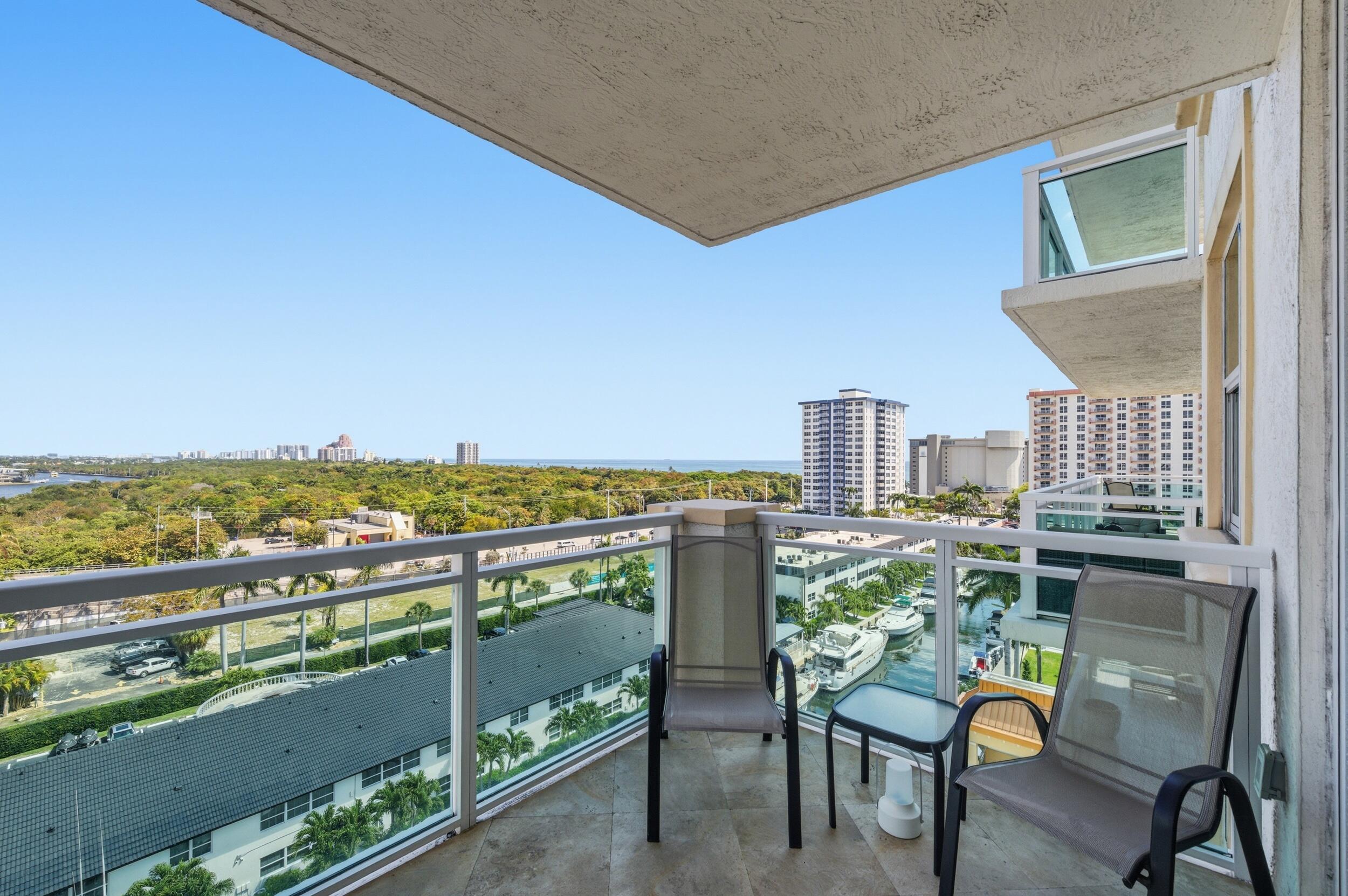 LE CLUB INTERNATIONAL CONDO - Residential