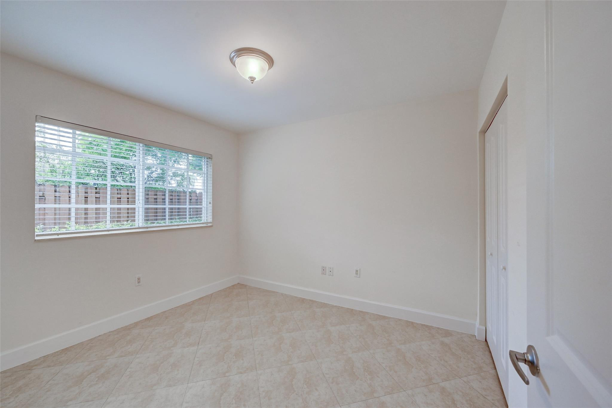 Boulevard Park Isles Sec - Residential Lease