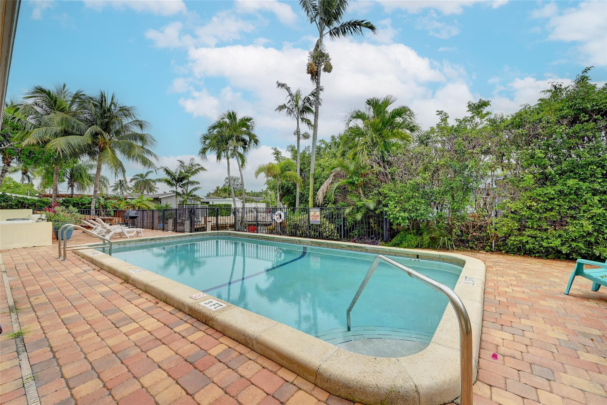 Boulevard Park Isles Sec - Residential Lease