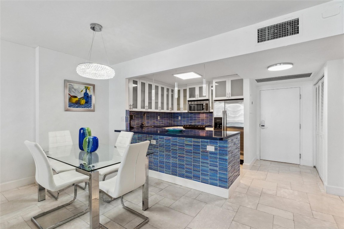 Roney Palace - Residential