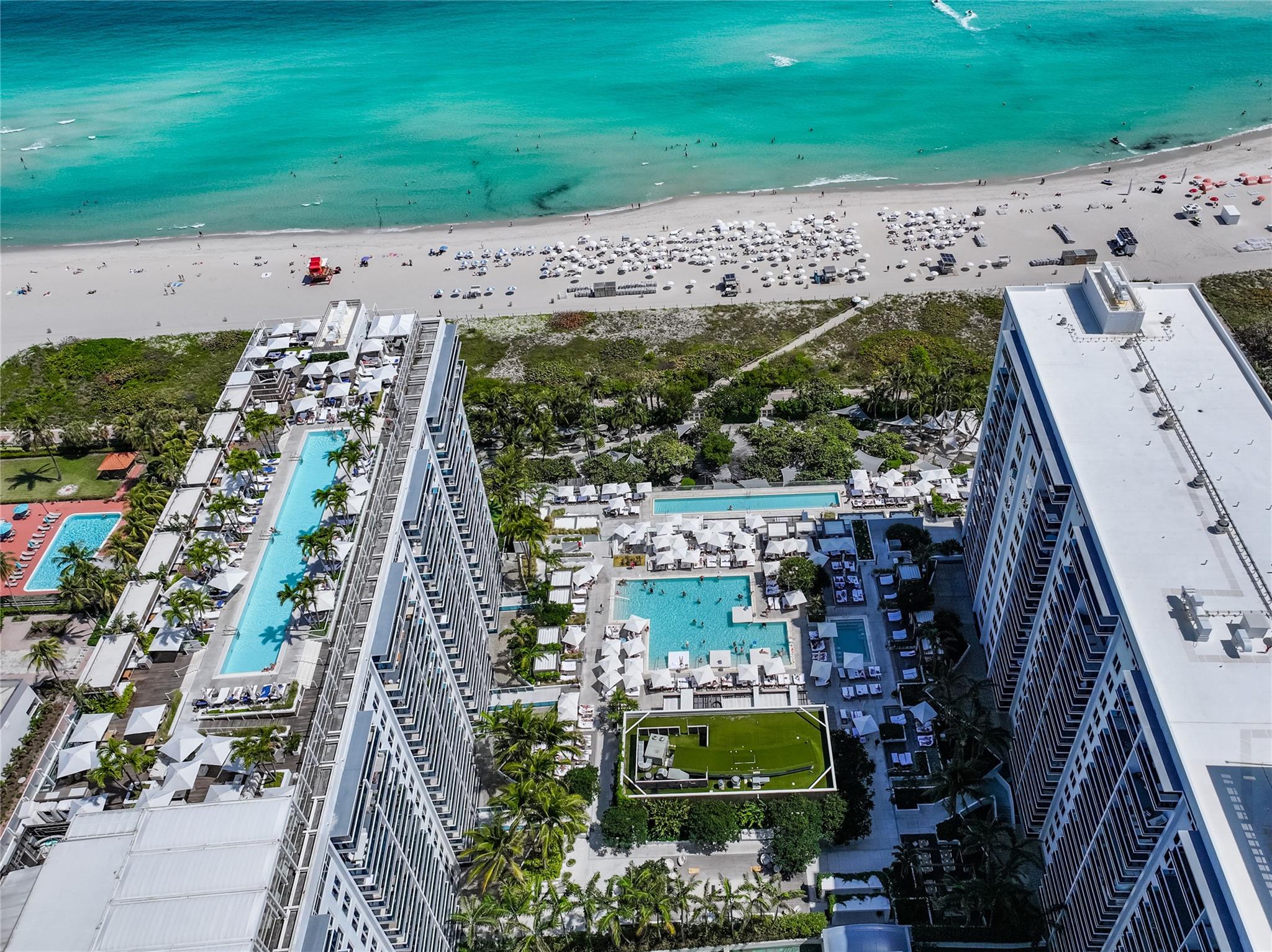 Roney Palace - Residential