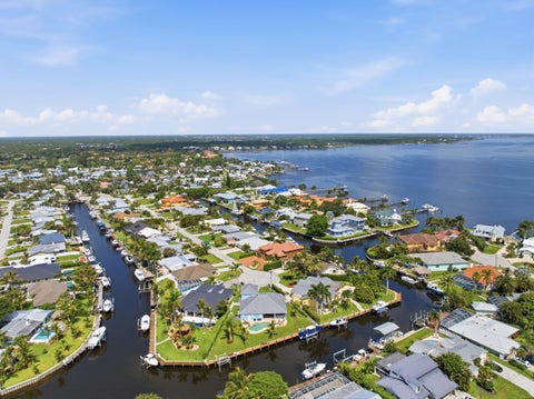 Photo of 1489 SW Seahawk Way, Palm City, FL 34990 (MLS # B26050536)