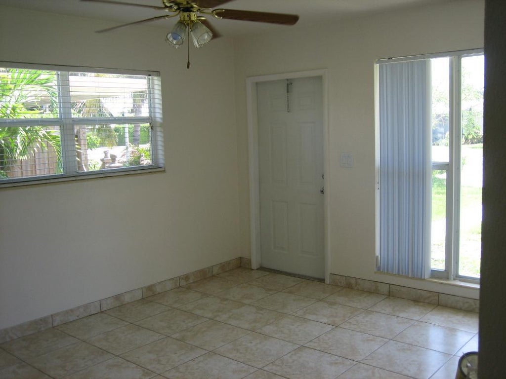 Photo of 231 NE 24th Street #1, Pompano Beach, FL 33064 (MLS # B26041689)