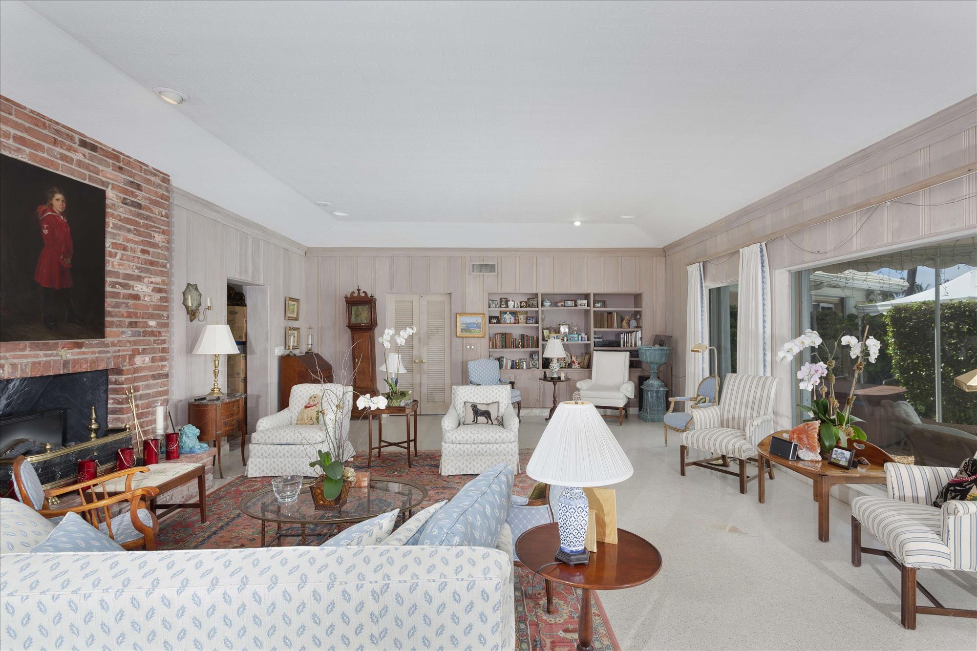 POLO COVE - Residential