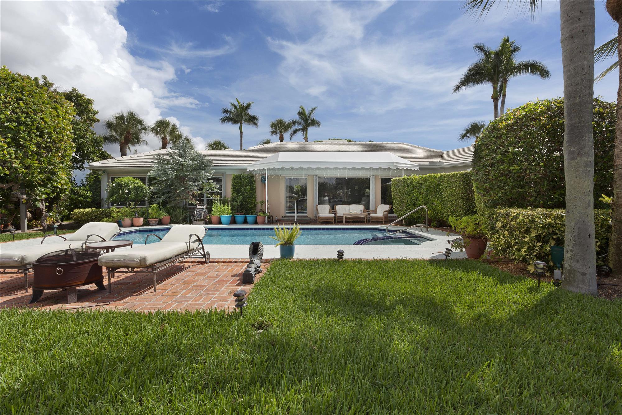 POLO COVE - Residential