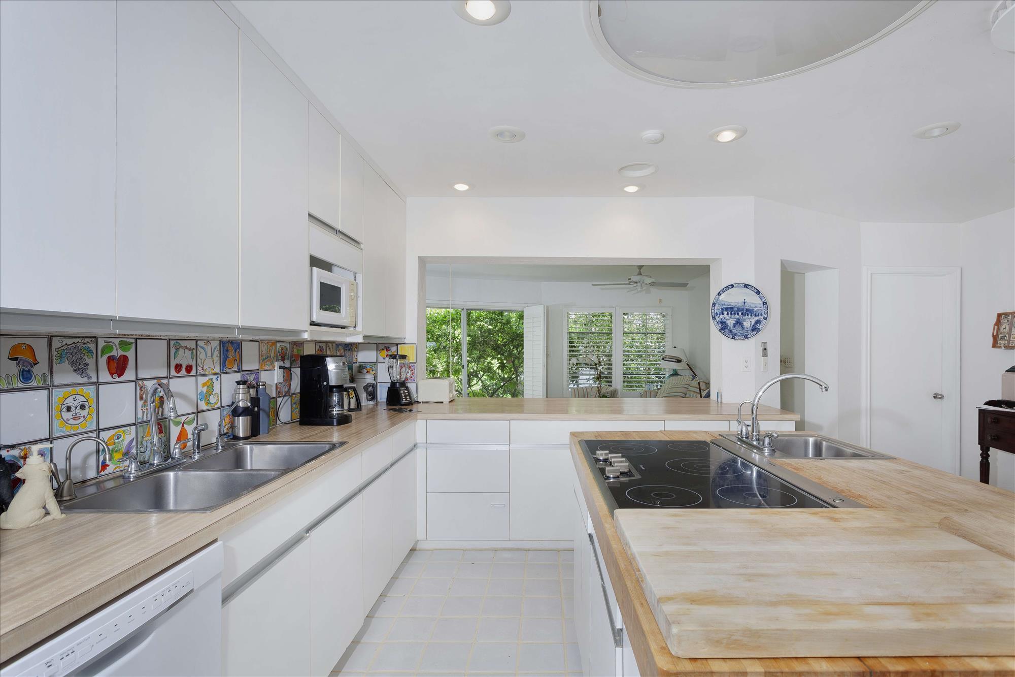 POLO COVE - Residential