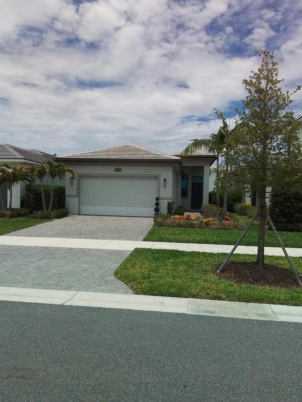 Photo of 9184 SW Esule Way, Port Saint Lucie, FL 34987 (MLS # B26035458)