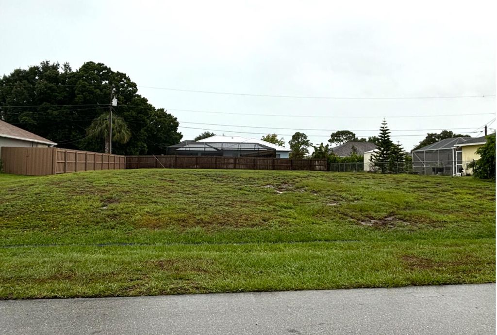 Photo of 4022 SW Carlile Street, Port Saint Lucie, FL 34953 (MLS # R10995728)