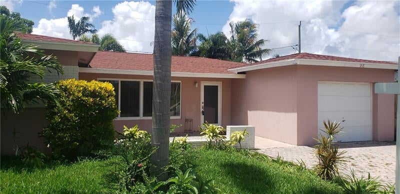 Photo of 98 Seminole Lane, Boca Raton, FL 33487 (MLS # B26047449)
