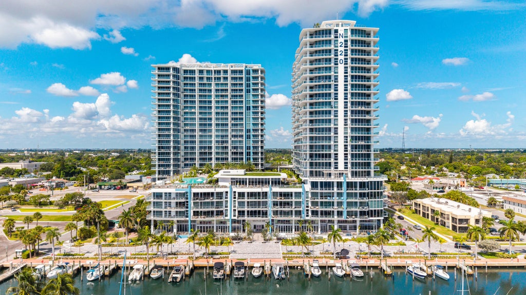 Photo of 220 LAKE SHORE Drive #612, West Palm Beach, FL 33403 (MLS # B26083571)