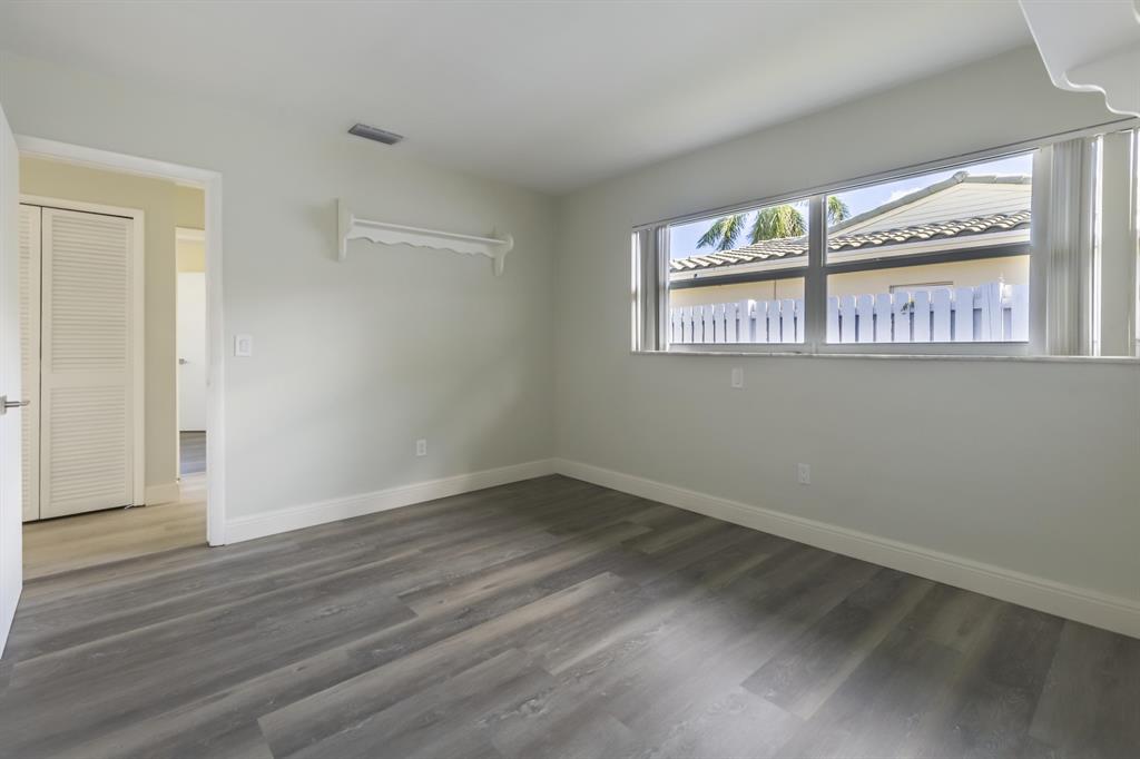 BOCA RATON SQUARE UNIT 8 - Residential