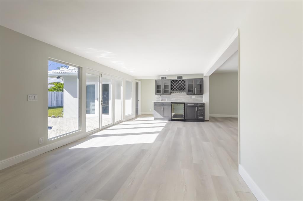 BOCA RATON SQUARE UNIT 8 - Residential