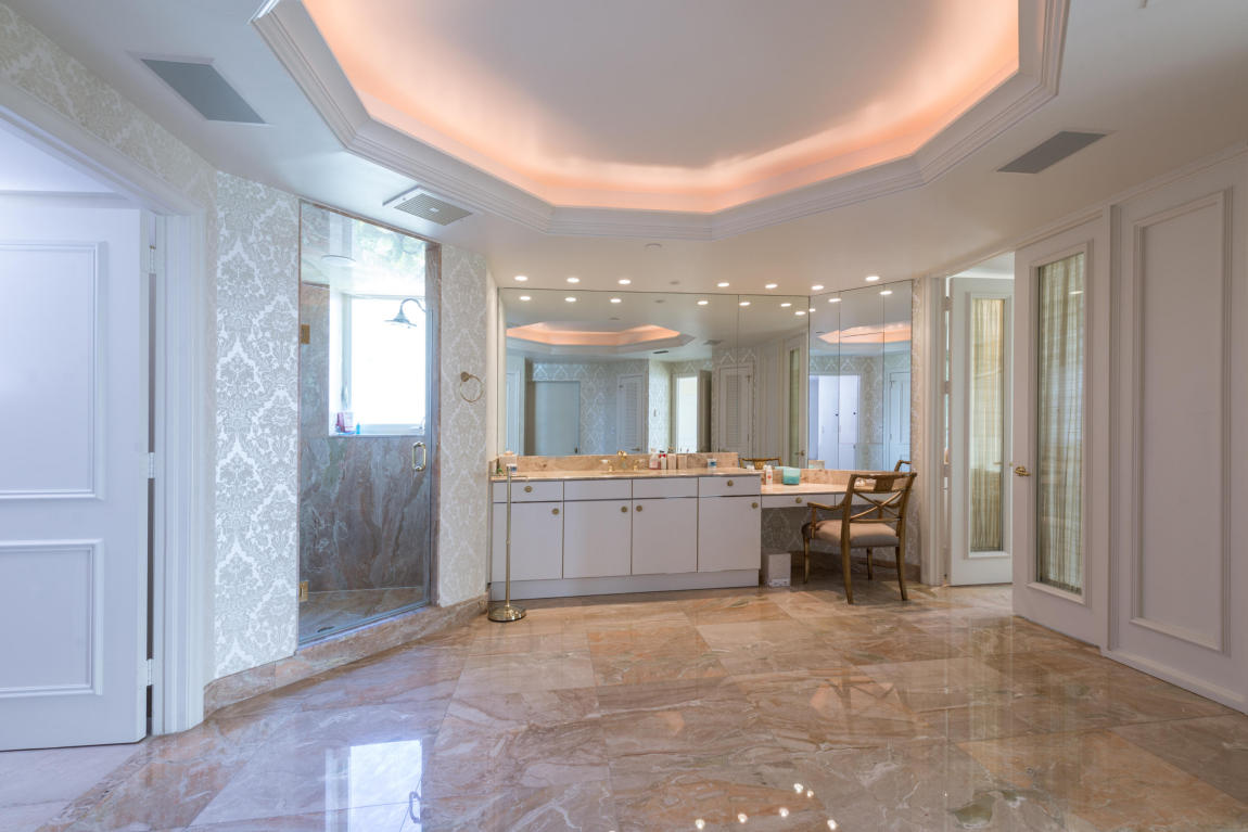 PRESIDENTIAL PLACE CONDO - Residential