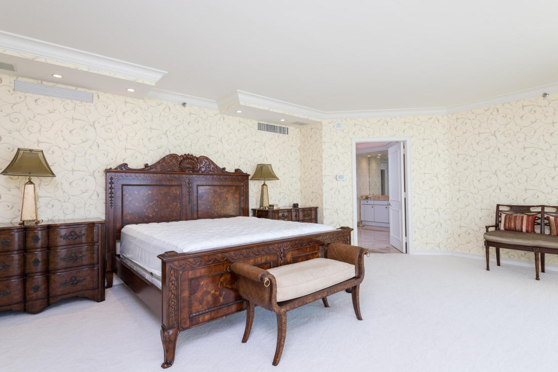 PRESIDENTIAL PLACE CONDO - Residential