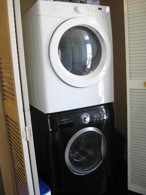 HIBISCUS BY THE SEA CONDOMINIUM - Residential Lease