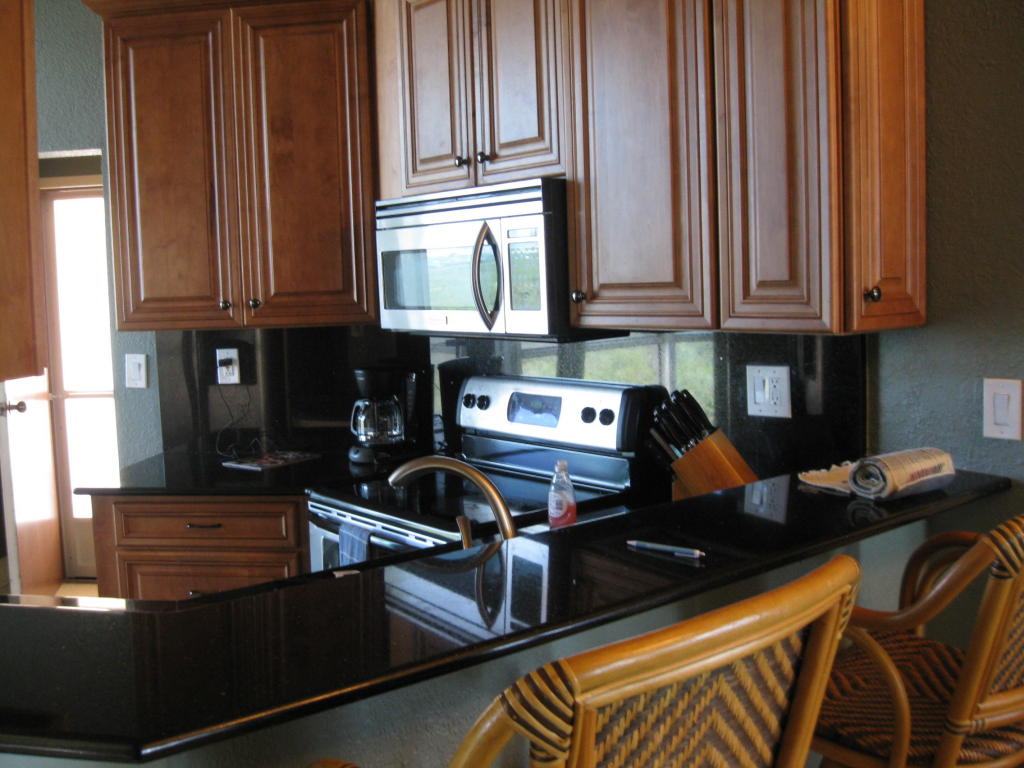 HIBISCUS BY THE SEA CONDOMINIUM - Residential Lease