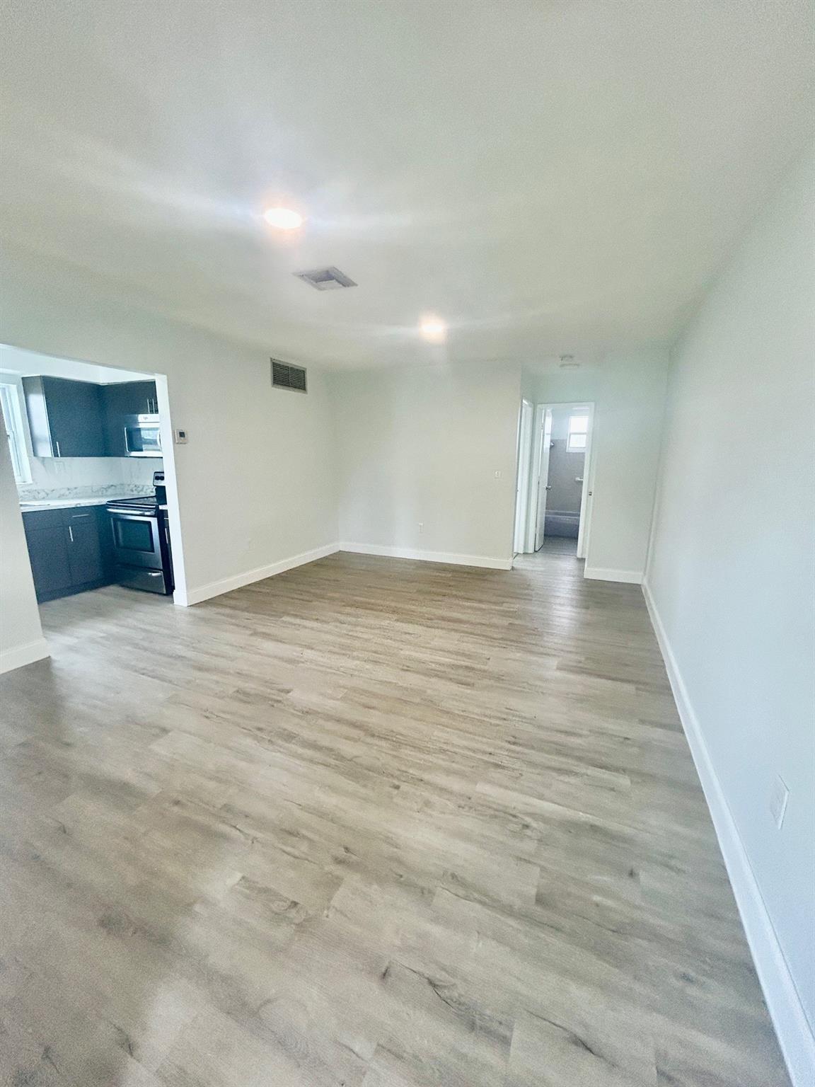 REMODELED AMAZING AND SPACIOUS 1/1 UNIT NEAR THE NORTH PERRY AIRPORT IN A GREAT CENTRAL LOCATION. IF YOU ARE LOOKING FOR A CLEAN APARTMENT WITH A MASSIVE FLOOR PLAN, THEN YOU CAN
STOP YOUR SEARCH HERE. FEATURING HURRICANE PROTECTION WINDOW, ENERGY-SAVING CENTRAL A/C,
VINYL FLOORS THROUGHOUT, PLENTY OF CLOSET SPACE, AND RESERVED PARKING SPOTS.