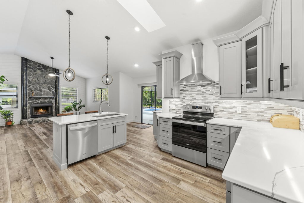 Photo of 15833 118TH Trail N, Jupiter, FL 33478 (MLS # B26060740)