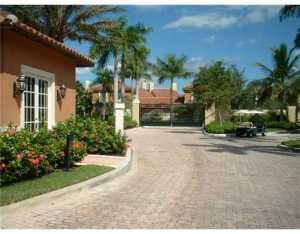 ST ANDREWS AT POLO CLUB - Residential