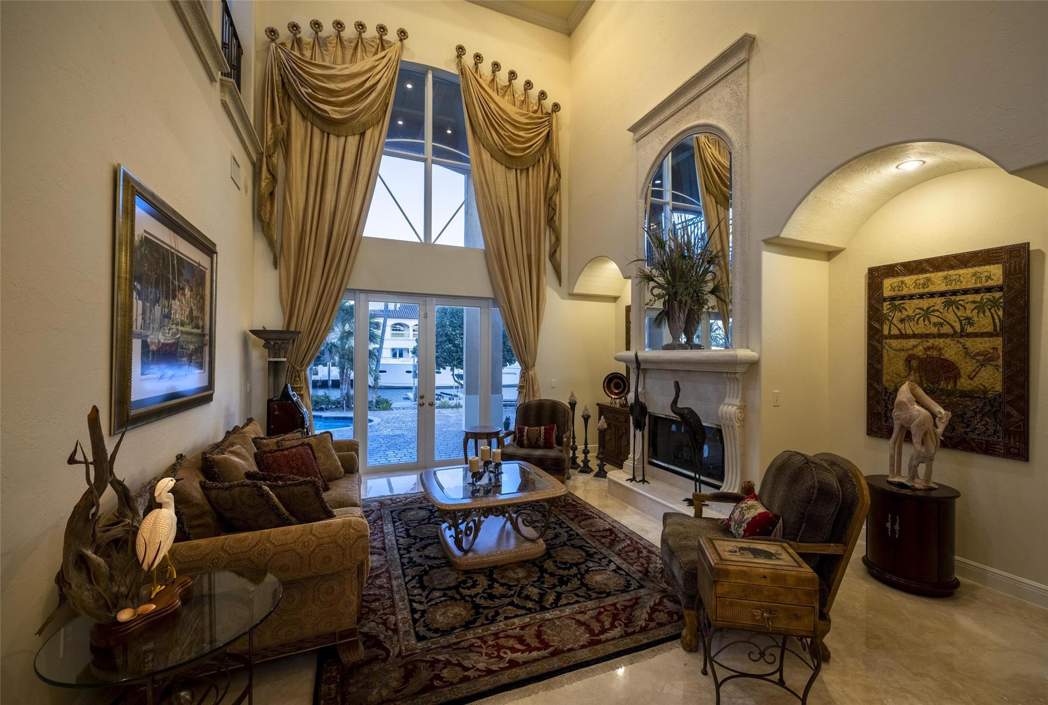 LAS OLAS ISLES - Residential