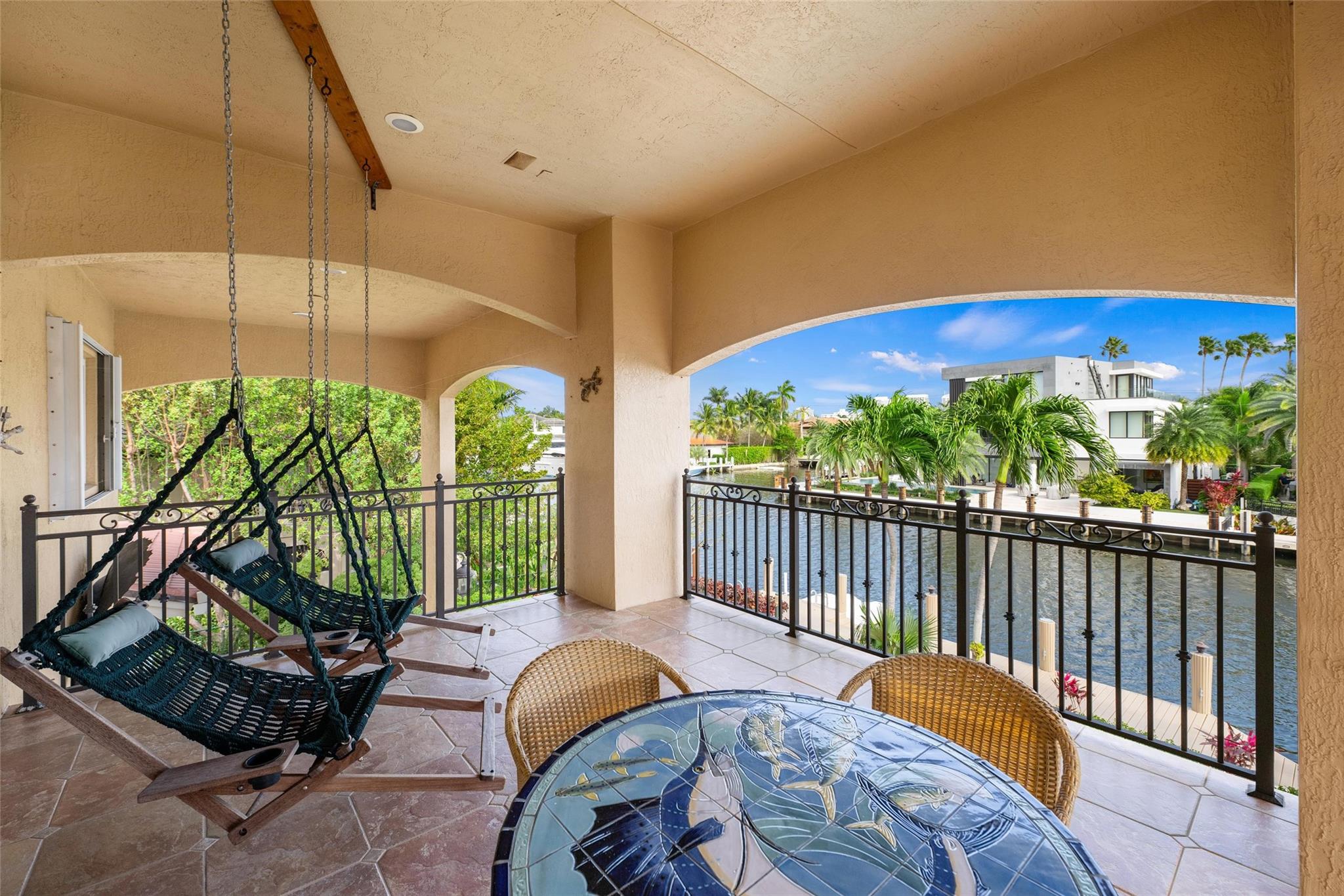 LAS OLAS ISLES - Residential