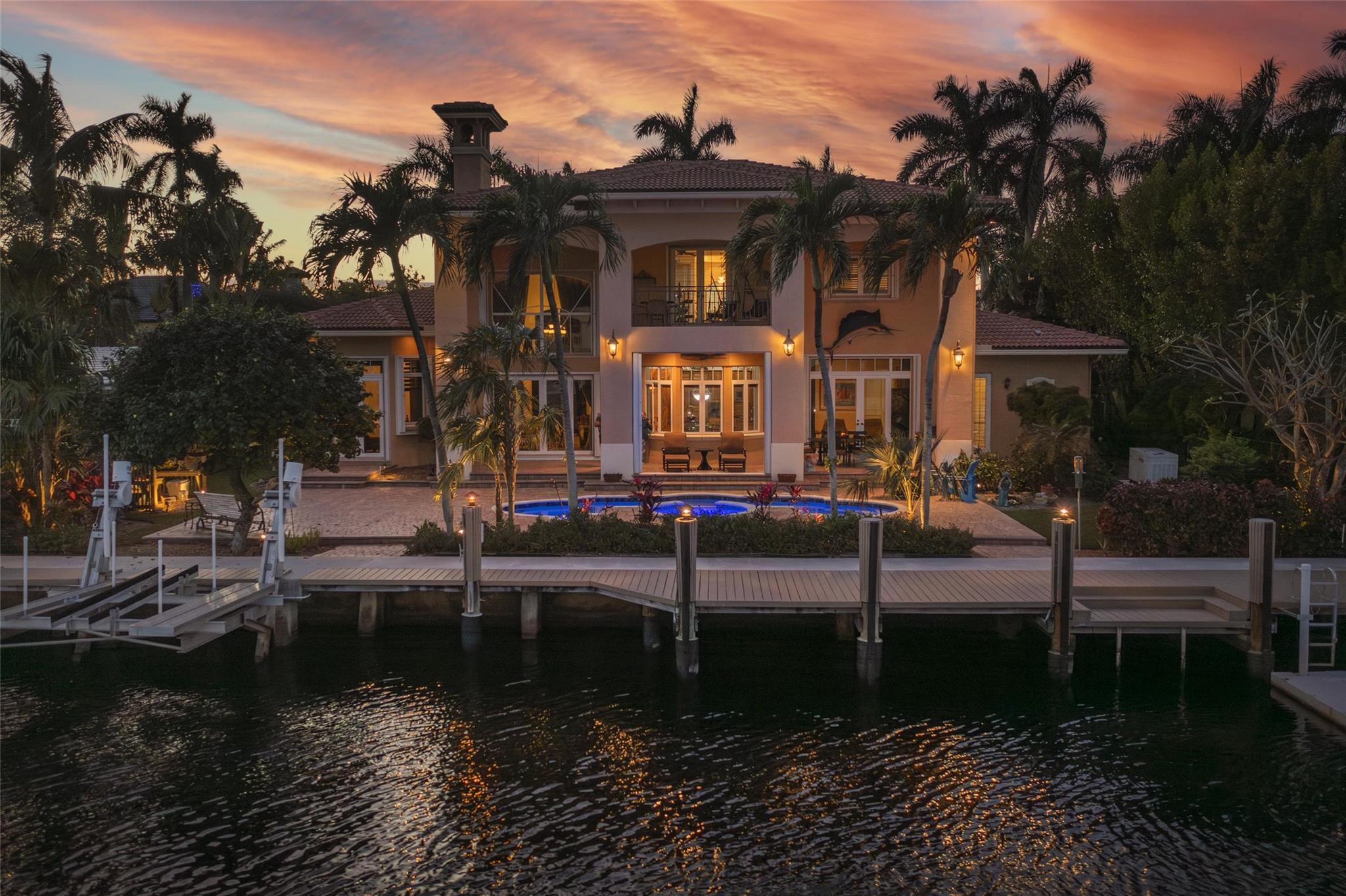 LAS OLAS ISLES - Residential