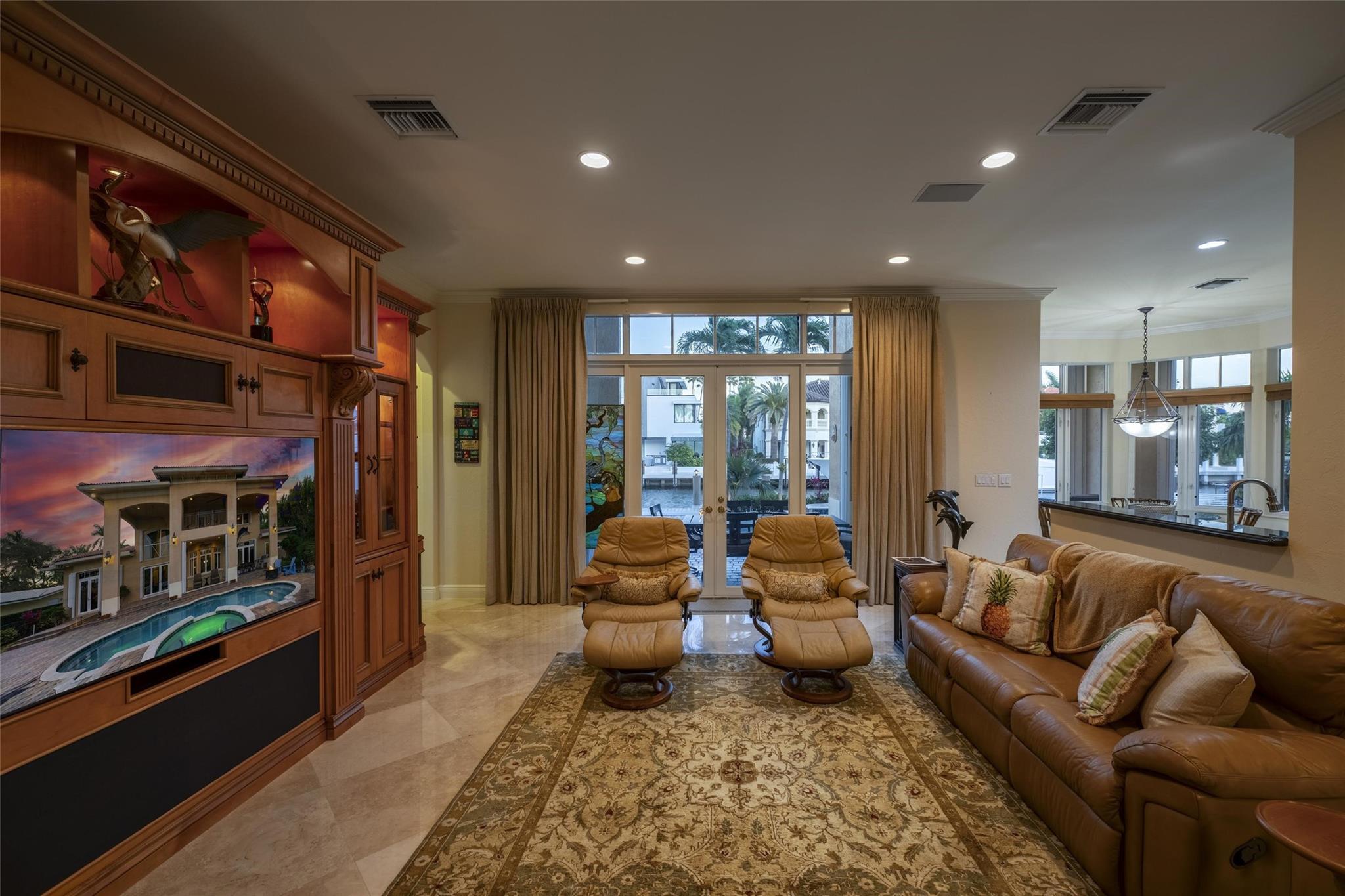 LAS OLAS ISLES - Residential