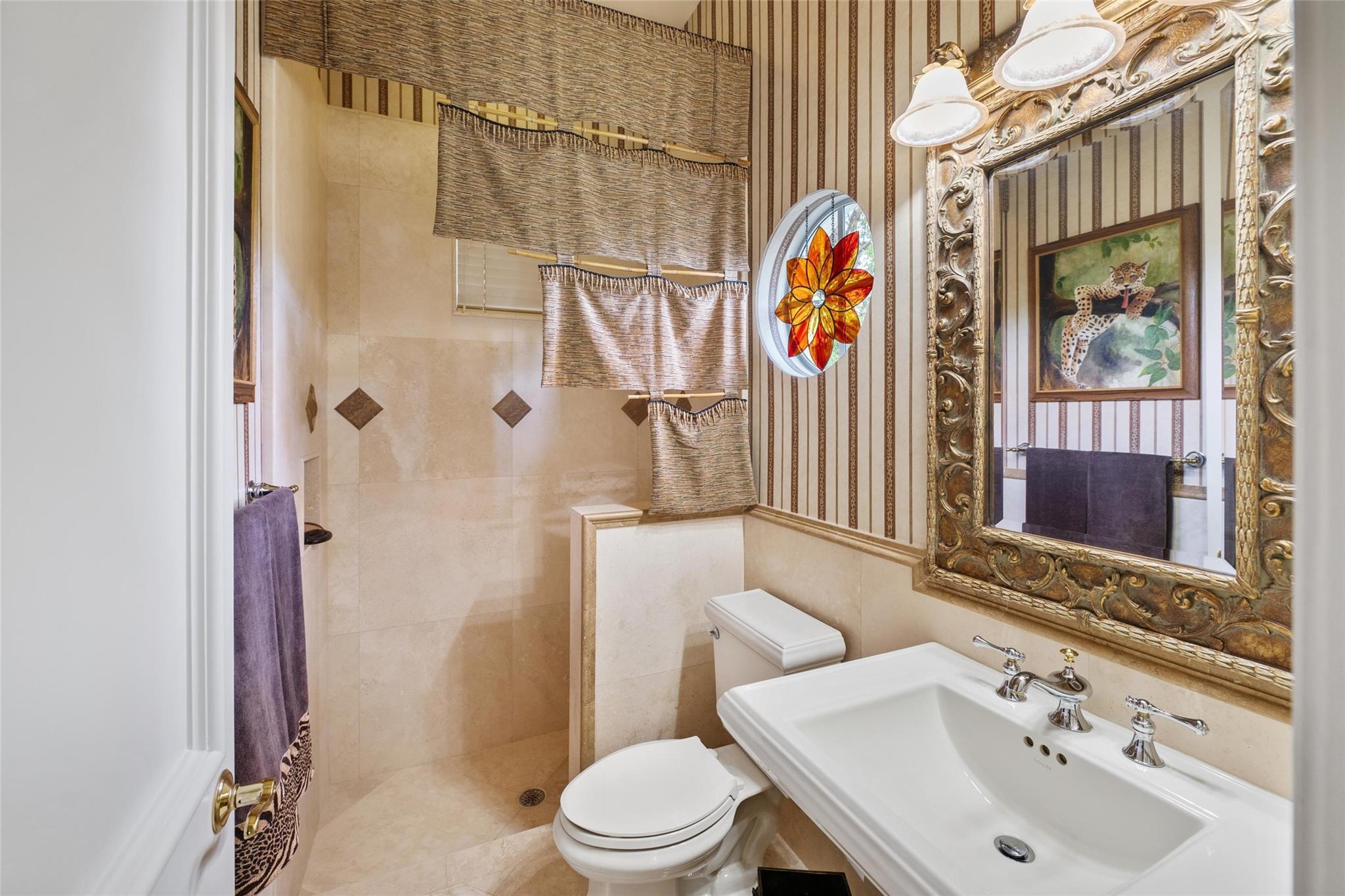 LAS OLAS ISLES - Residential