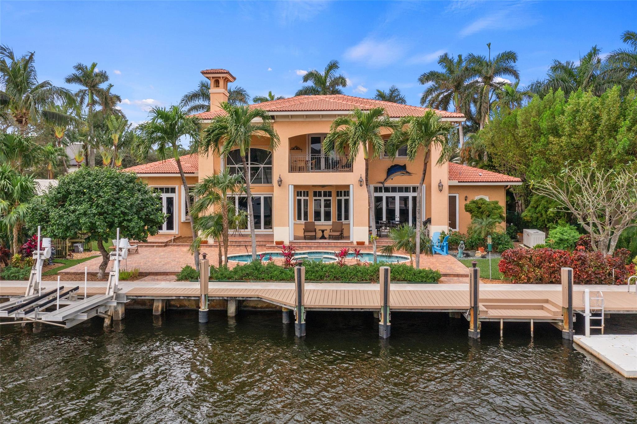 LAS OLAS ISLES - Residential