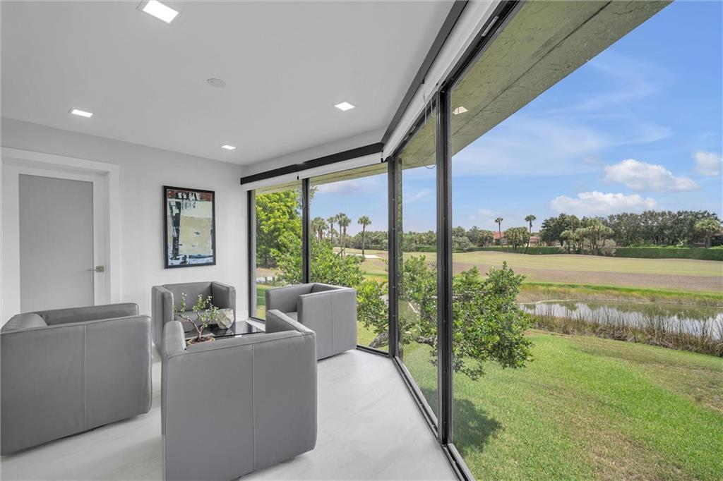 GLENEAGLES CONDO V - Residential