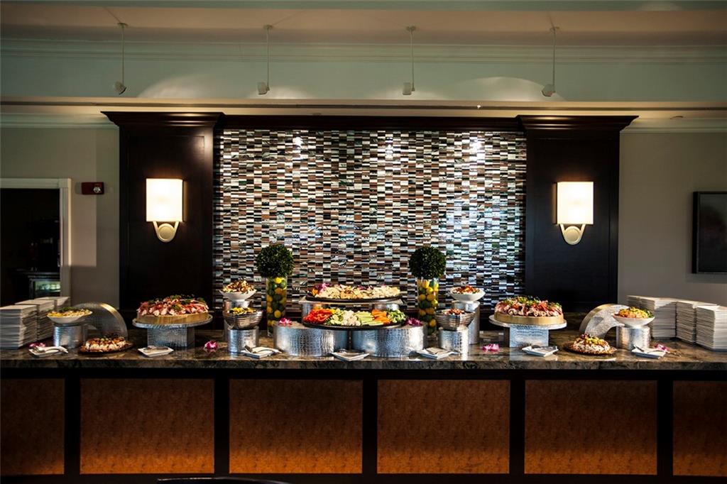 GLENEAGLES CONDO V - Residential