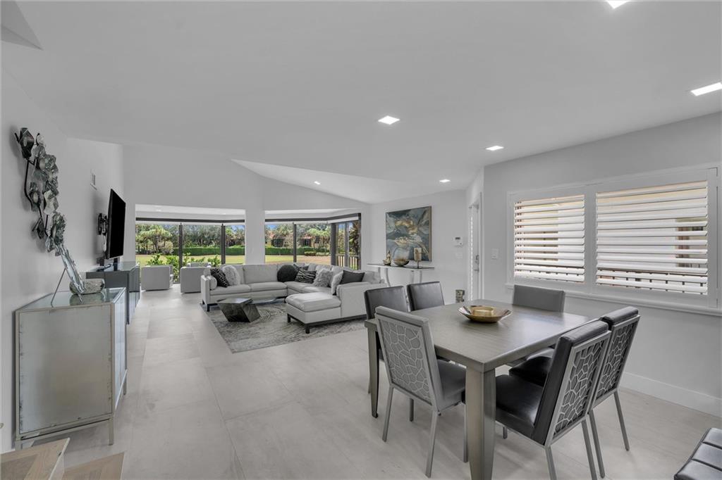 GLENEAGLES CONDO V - Residential