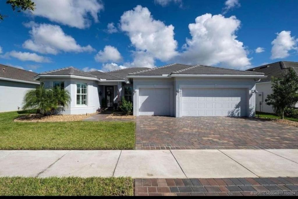 Photo of 12793 SW Vermillion Circle, Port Saint Lucie, FL 34987 (MLS # R11153280)