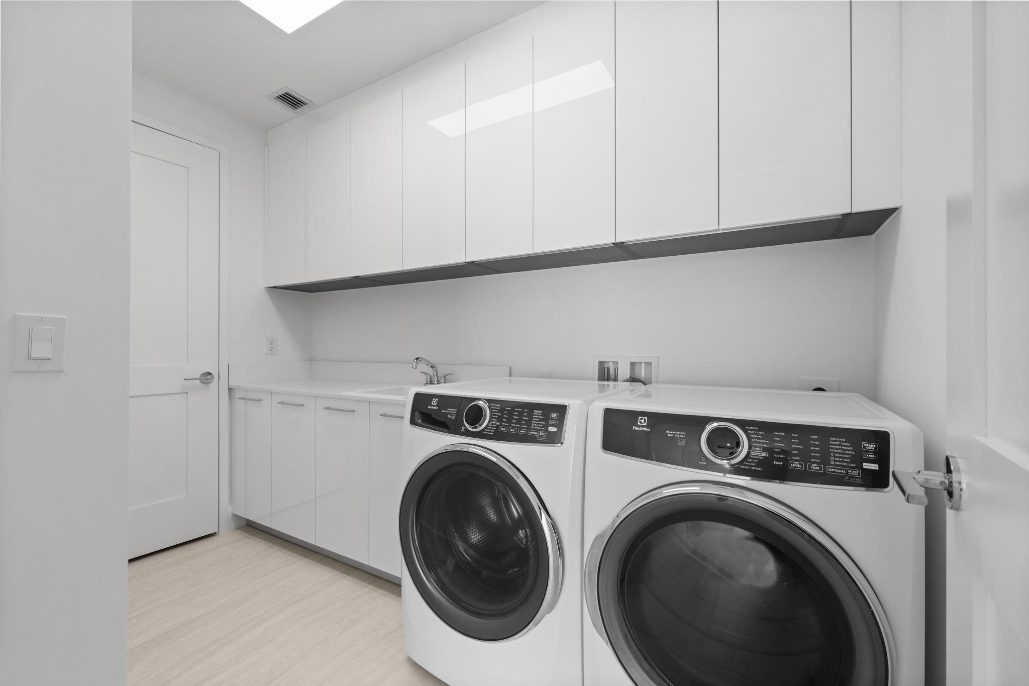 Selene Oceanfront - Residential