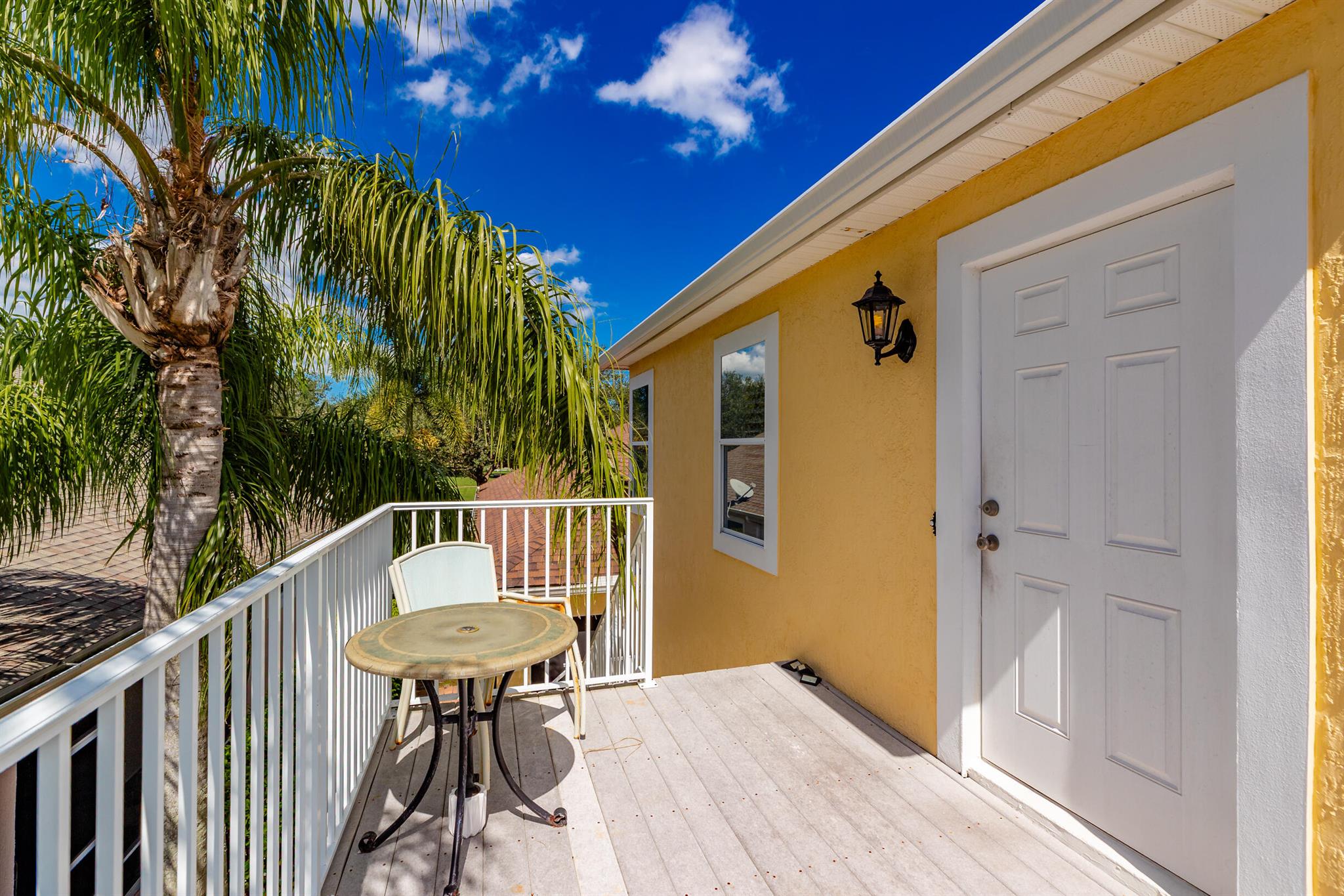 Pointe West Central villa - Residential