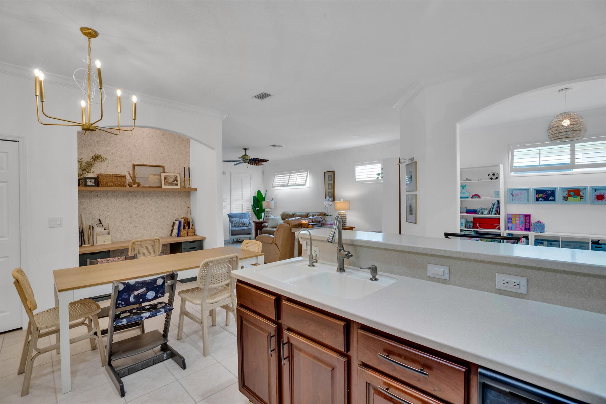 Pointe West Central villa - Residential