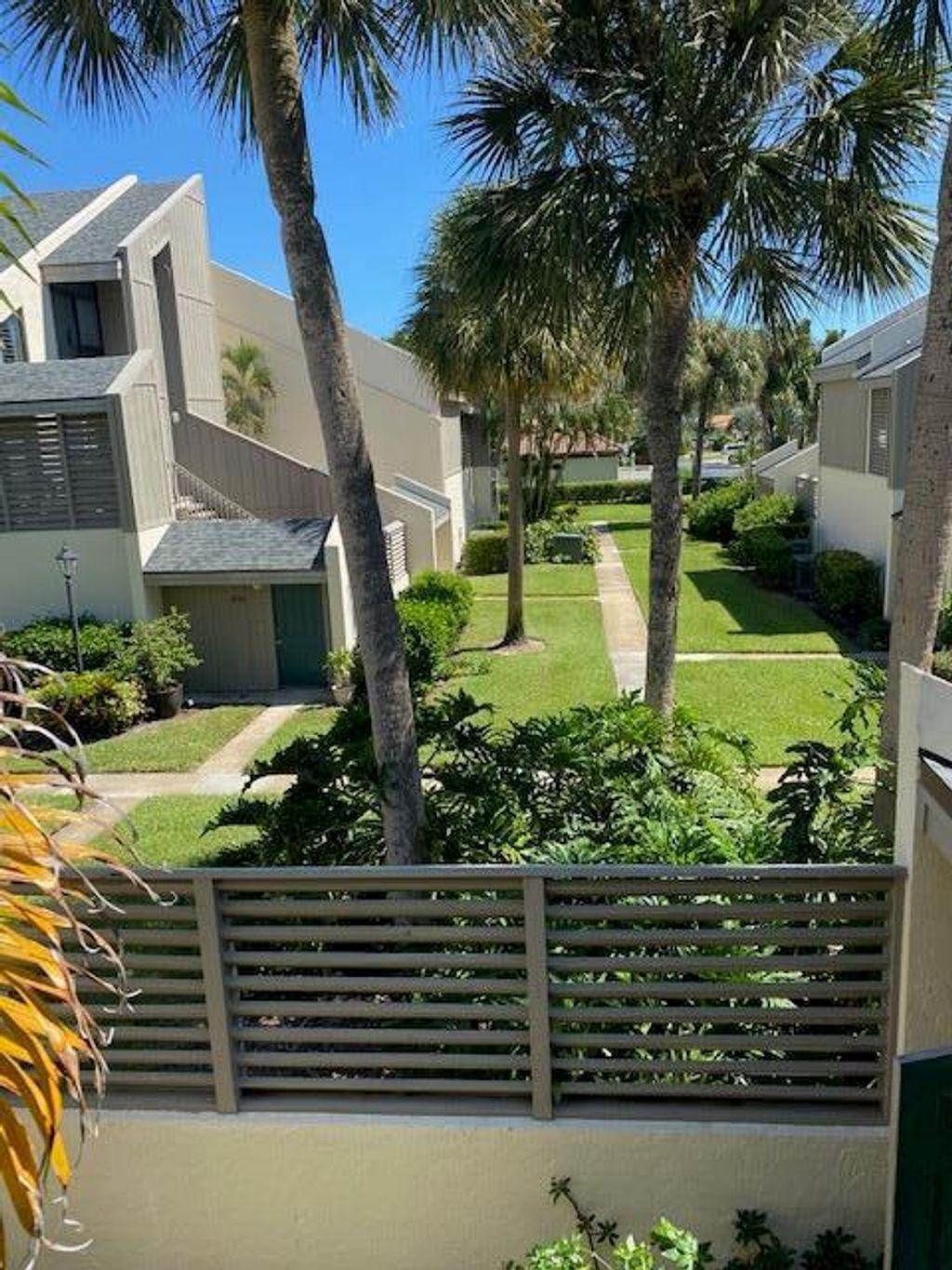 Photo of 1605 S Us Highway 1 13g #13g, Jupiter, FL 33477 (MLS # R10737437)