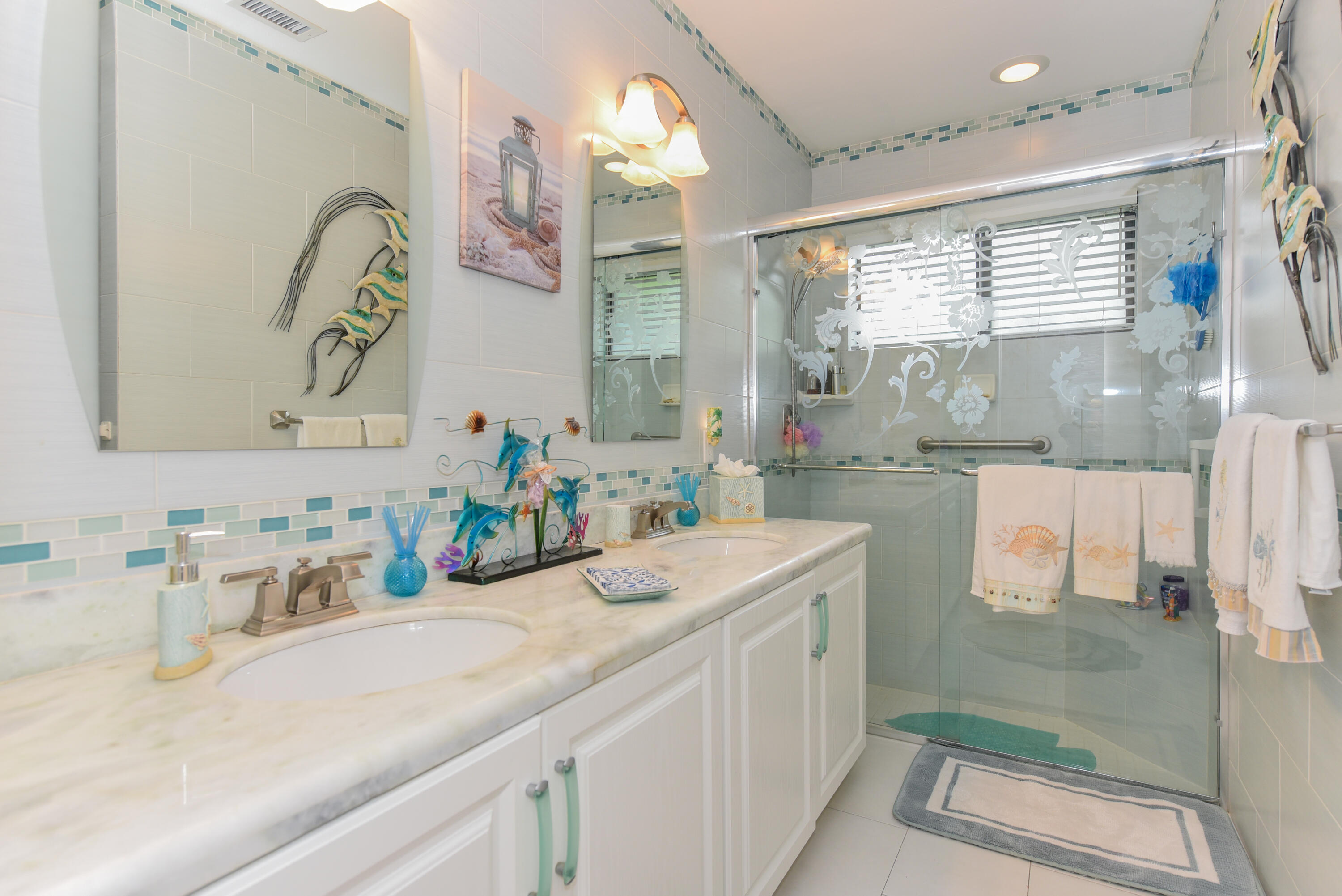 VILLAS OF MONTEREY AT INDIAN SPRING - Residential