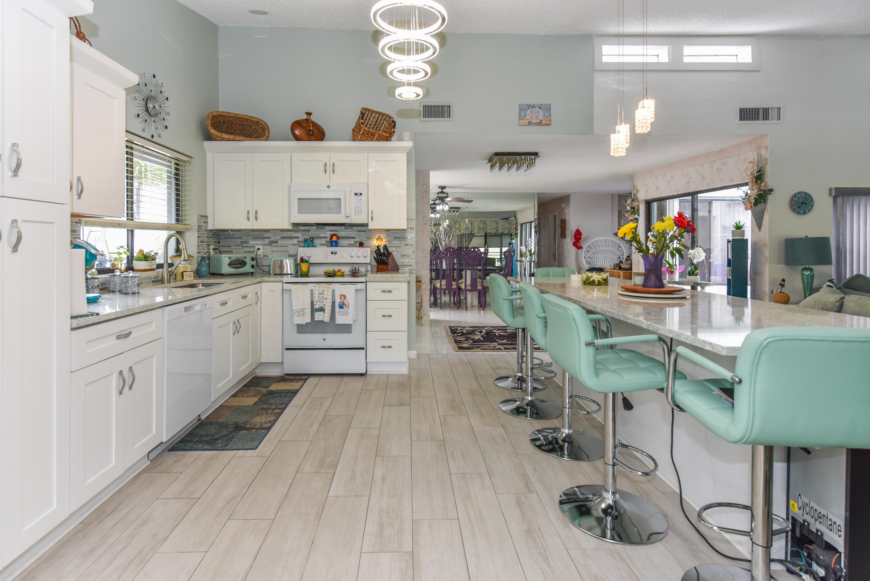 VILLAS OF MONTEREY AT INDIAN SPRING - Residential