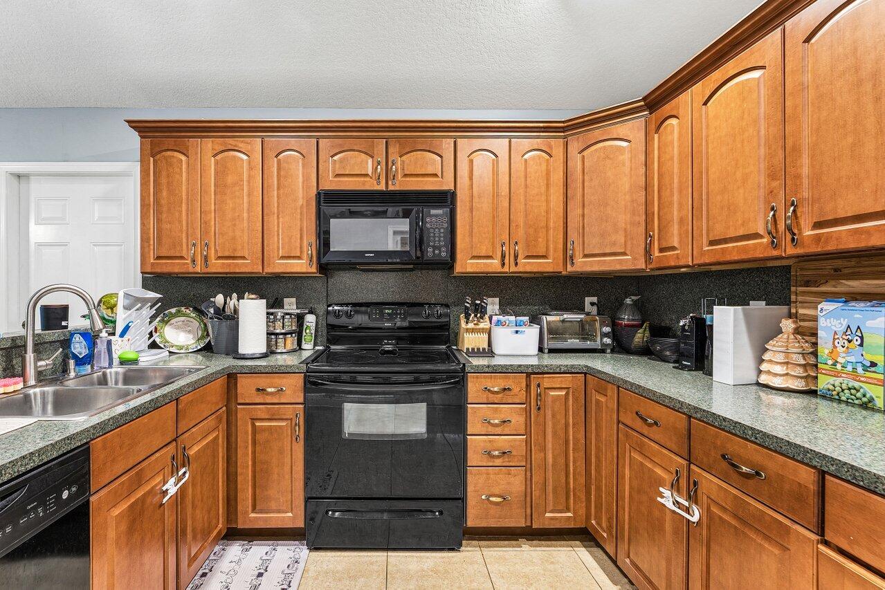 The Acreage - Residential