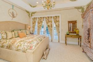 VINTAGE OAKS / POLO CLUB - Residential