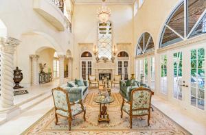 VINTAGE OAKS / POLO CLUB - Residential