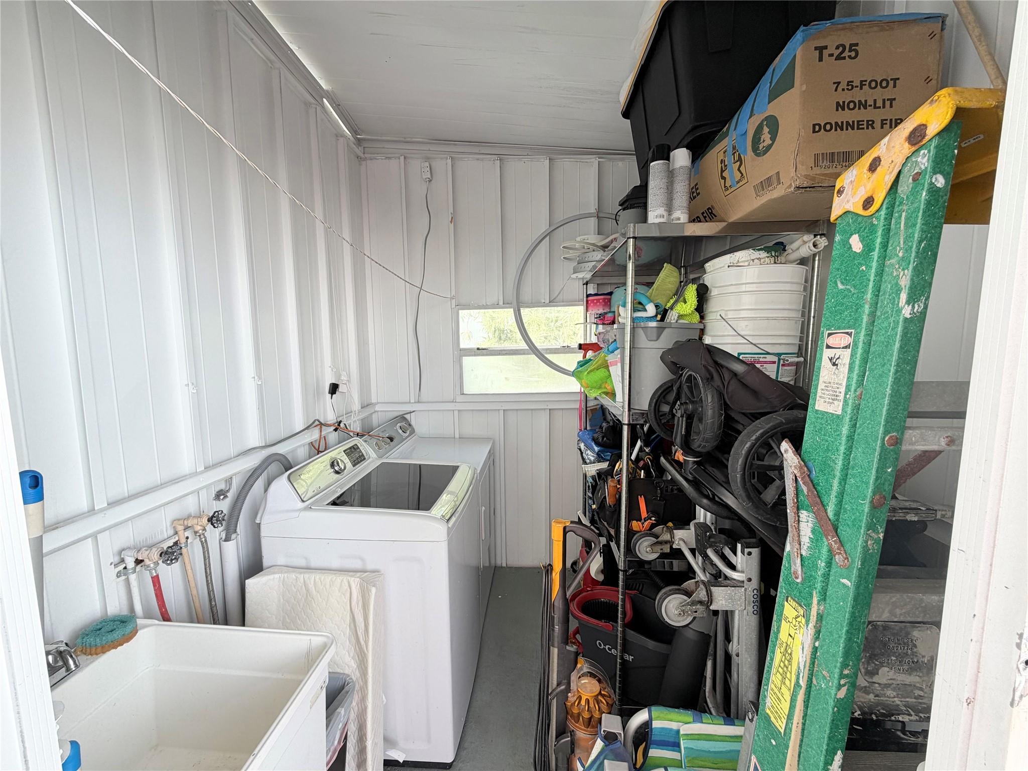 Ravenswood North 108-45 B - Residential Lease